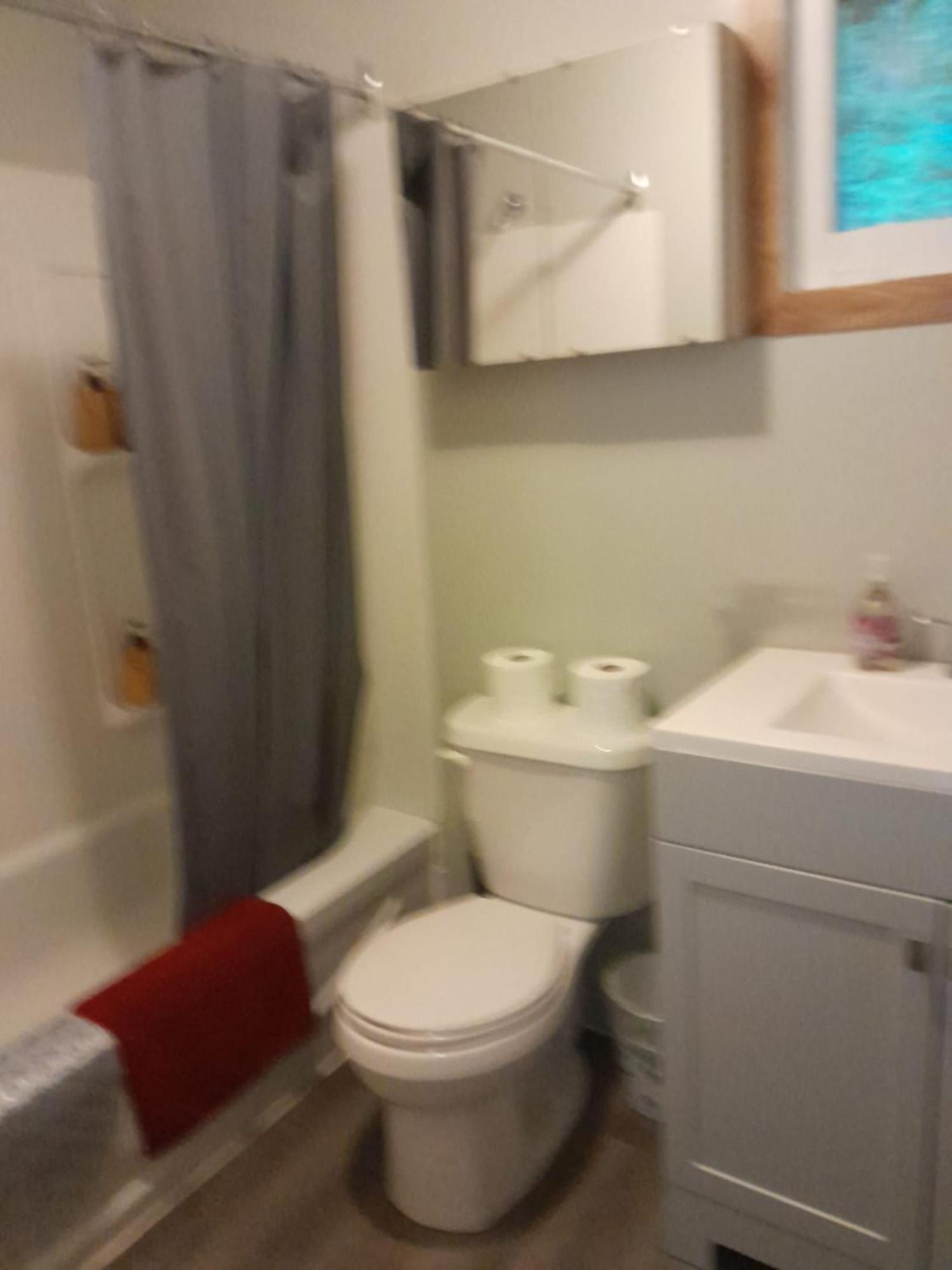 Lakefront Hideaway Resort Kawartha Lakes Phòng bức ảnh